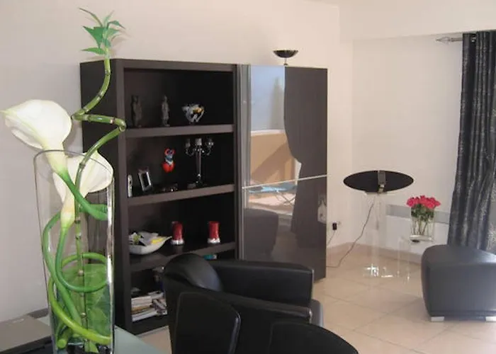 Hibiscus Apartament *